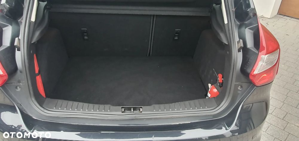 Ford Focus - 8