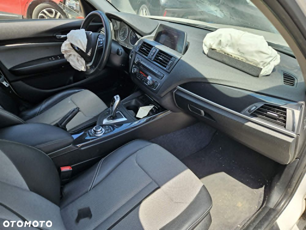 BMW Seria 1 118d Sport Line - 10
