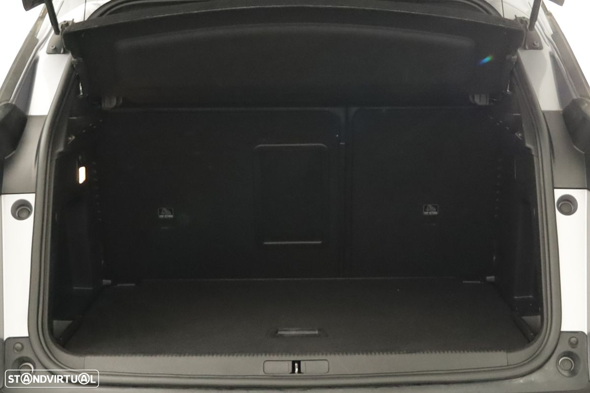 Peugeot 3008 1.2 PureTech Allure Pack - 24
