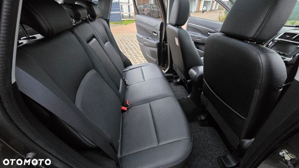 Mitsubishi ASX 2.2 DI-D 4WD Automatik Diamant Edition+ - 14