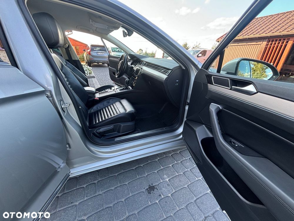 Volkswagen Passat 2.0 TDI BMT 4Mot Highline DSG - 15