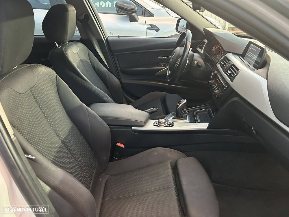 BMW 320 d Aut. Efficient Dynamics Edition Modern Line - 19