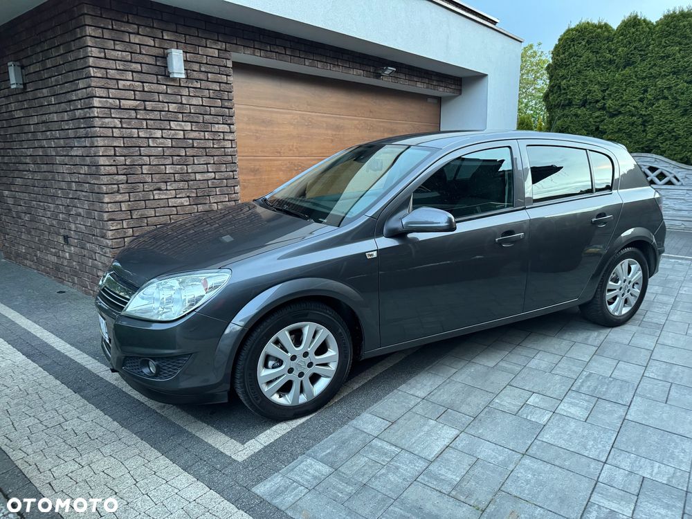 Opel Astra 1.4 Selection - 2