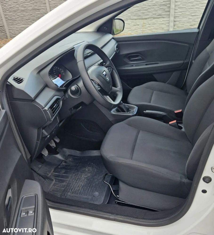 Dacia Logan - 4