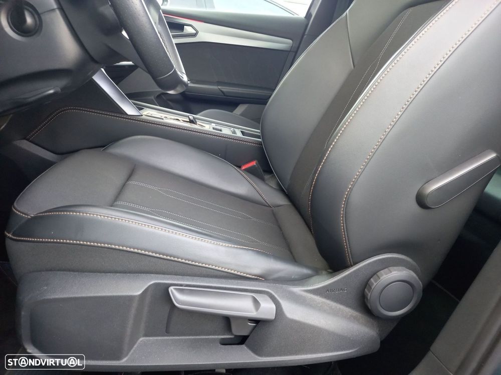 Cupra Formentor 1.5 e-Hybrid DSG - 13