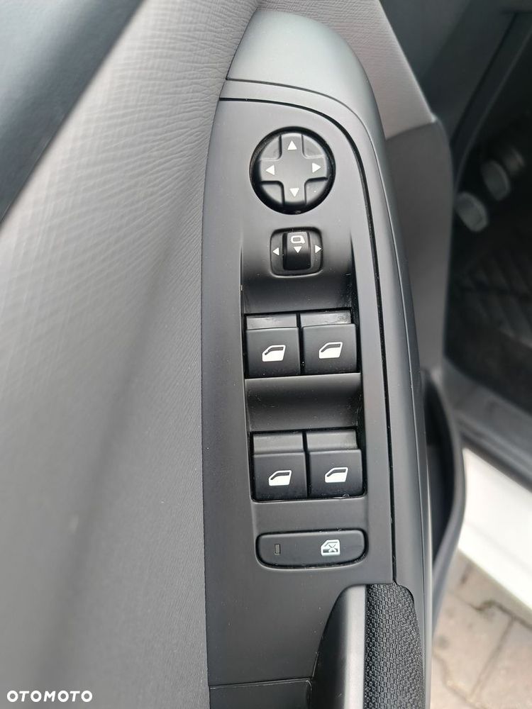 Citroën C4 Picasso 1.2 PureTech Live S&S - 14