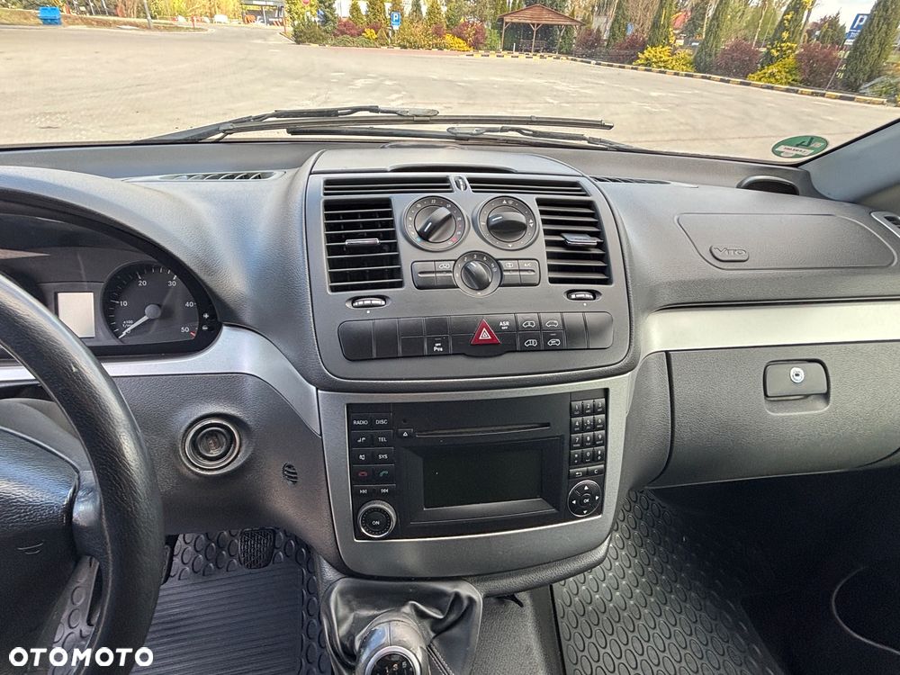 Mercedes-Benz Vito - 22