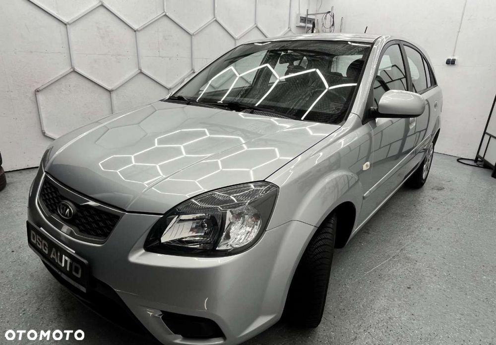 Kia Rio - 13
