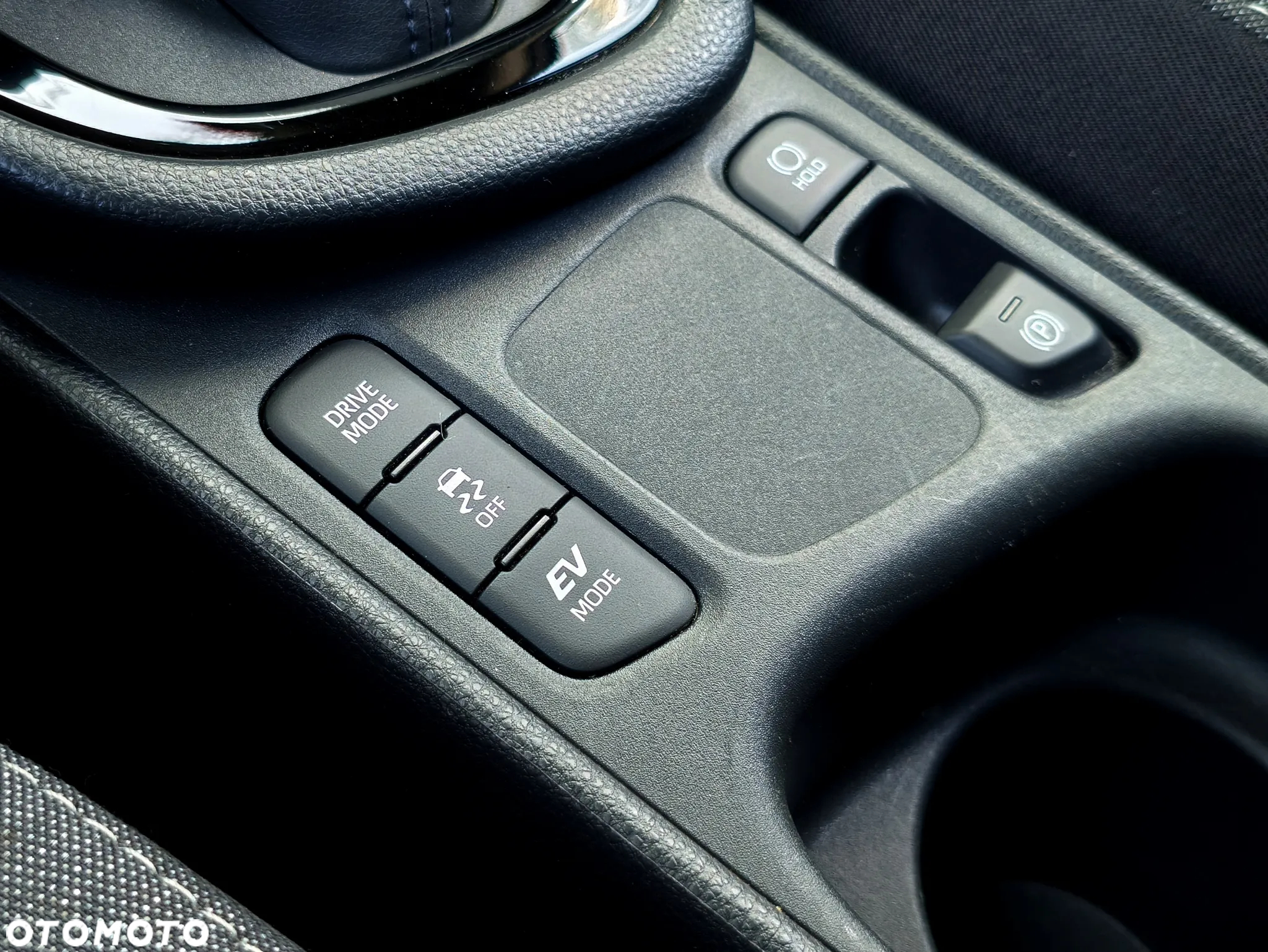 Toyota Yaris Hybrid 1.5 Selection Style - 14