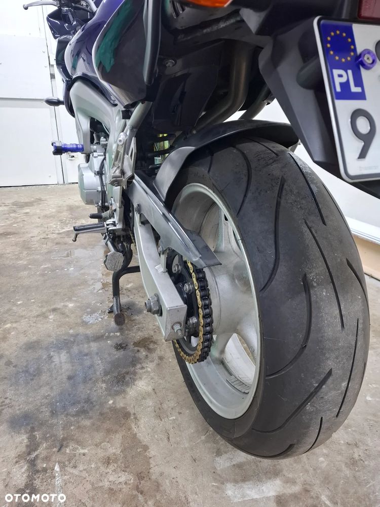 Yamaha FZ6 - 10
