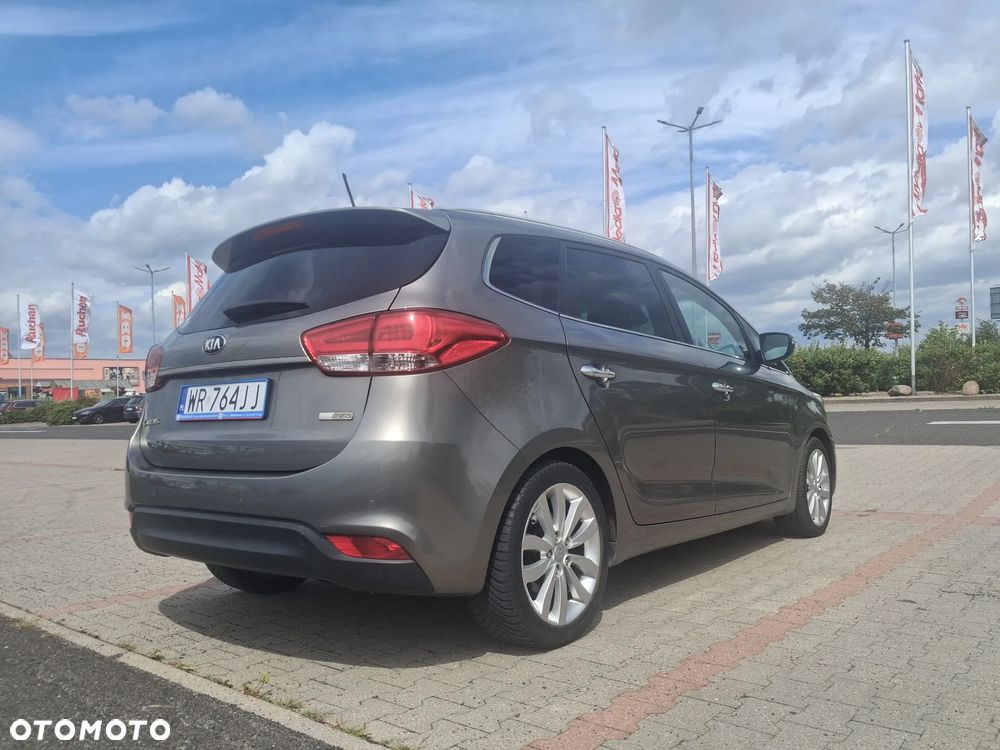 Kia Carens 1.7 CRDi 136 Fifa World Cup Edition - 4