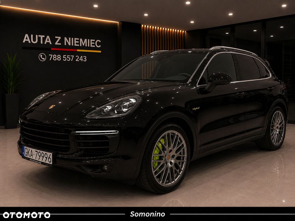 Porsche Cayenne S E-Hybrid - 2
