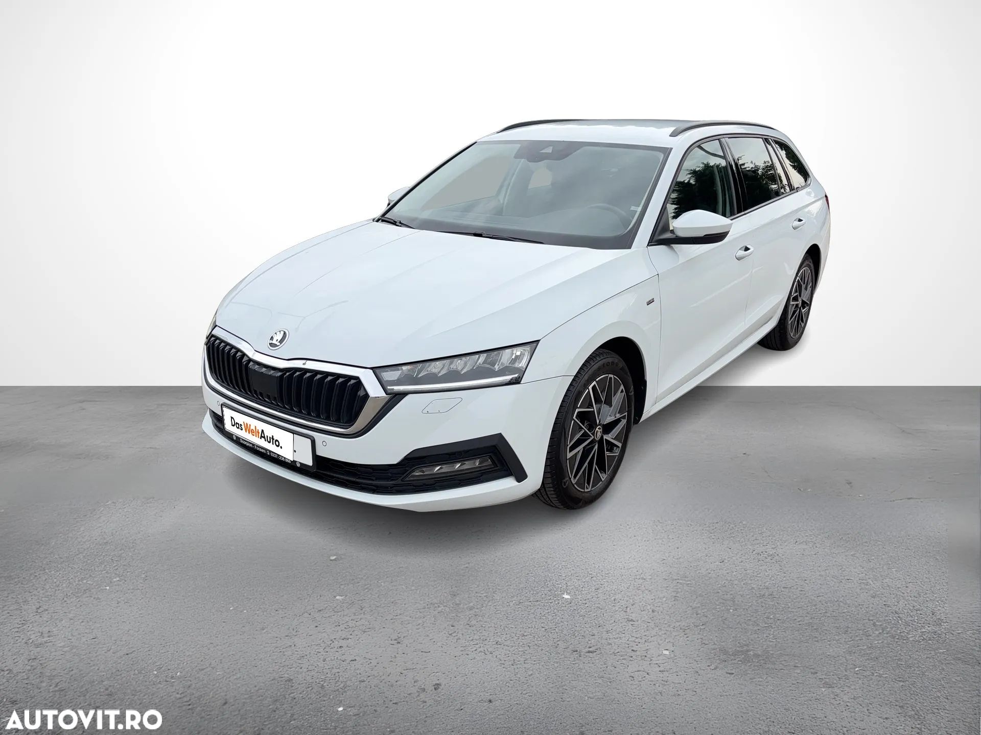 Skoda Octavia Combi 2.0 TDI DSG Ambition - 1
