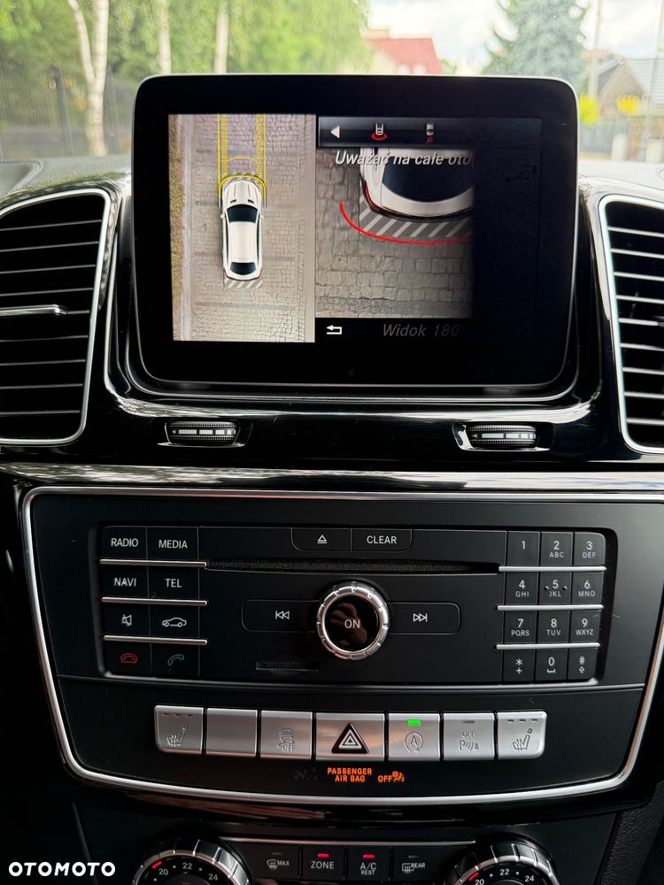 Mercedes-Benz GLE 350 d 4Matic 9G-TRONIC AMG Line - 21