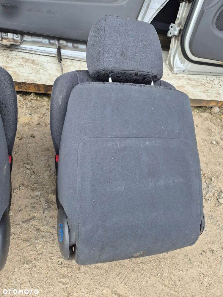 PREVIA II DRZWI BŁOTNIK KLAPA ZDERZAK SZYBA FOTEL CHŁODNICA WODY WZMOCNIENIE WENTYLATOR CHŁODNICY - 17