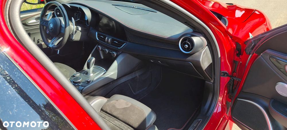 Alfa Romeo Giulia 2.9 Bi Turbo V6 Quadrifoglio - 6