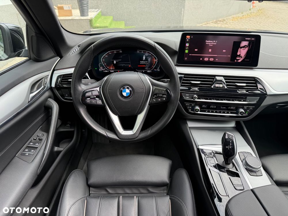 BMW Seria 5 518d Luxury Line sport - 25