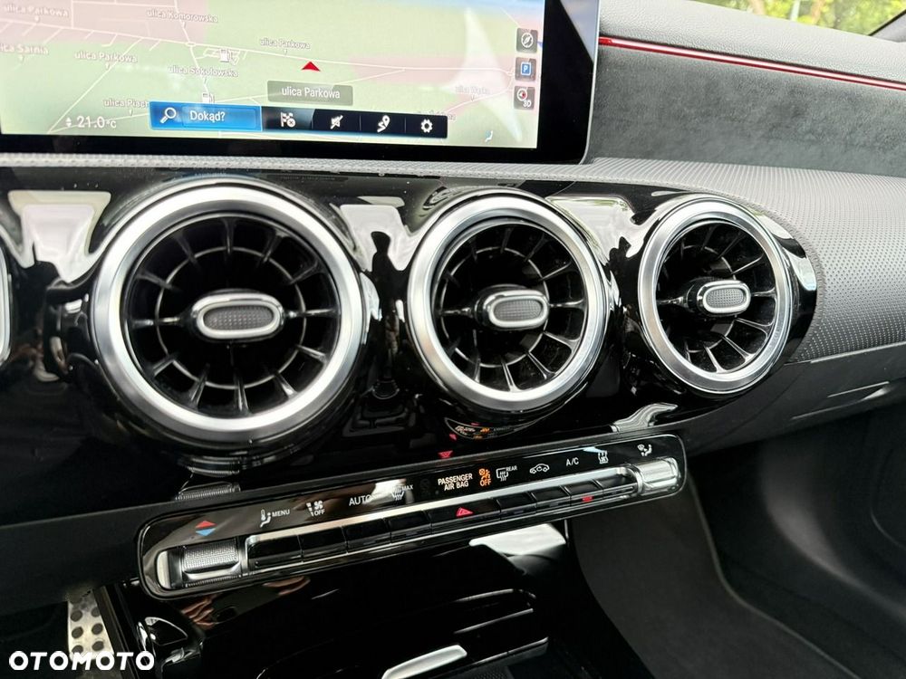 Mercedes-Benz Klasa A 200 7G-DCT Edition AMG Line - 27