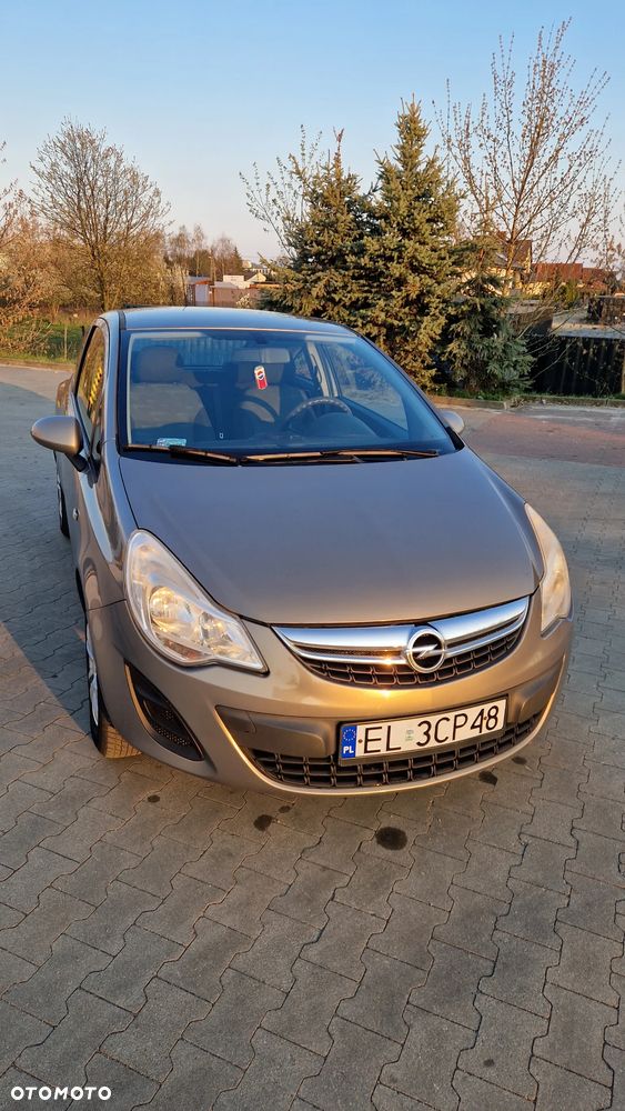 Opel Corsa 1.4 16V Enjoy - 1