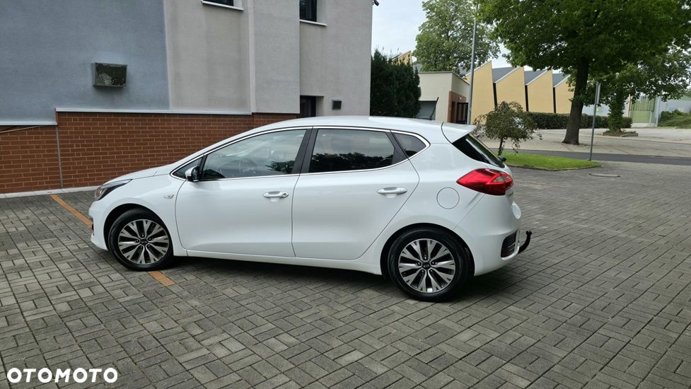 Kia Ceed 1.6 CRDi GT Line - 8