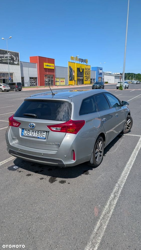 Toyota Auris - 4