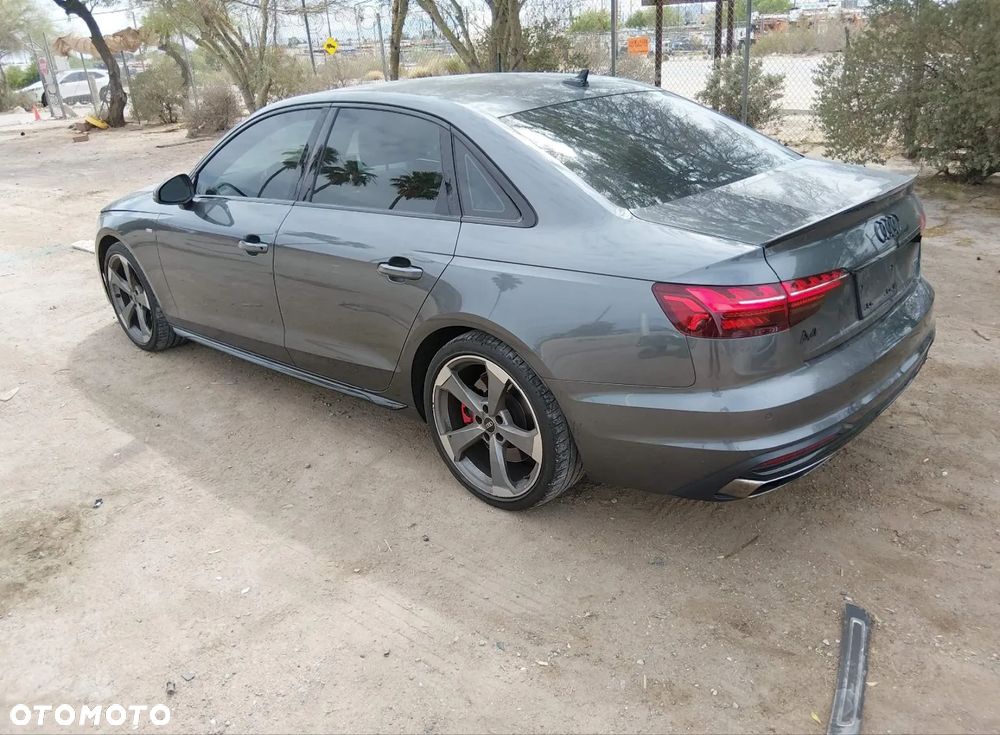 Audi A4 Limousine - 3