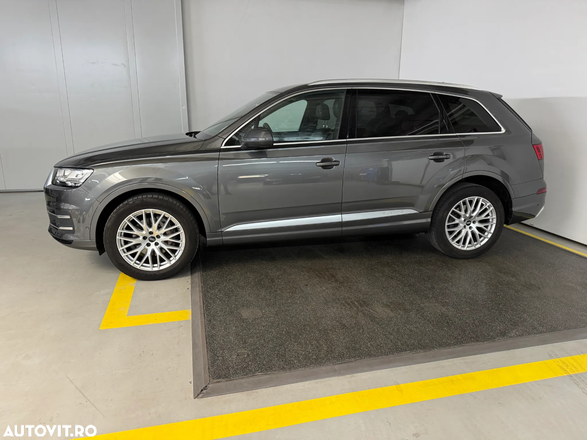 Audi Q7 - 4