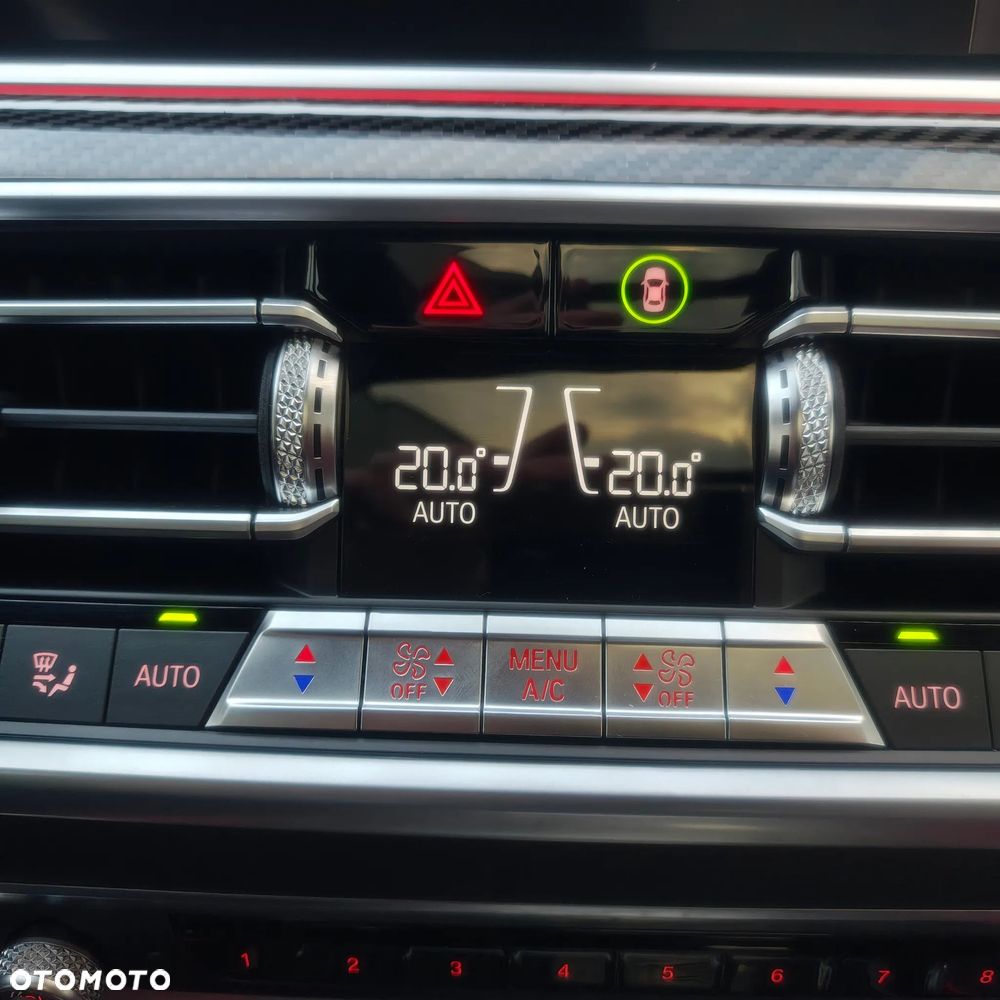 BMW X6 M50i - 21