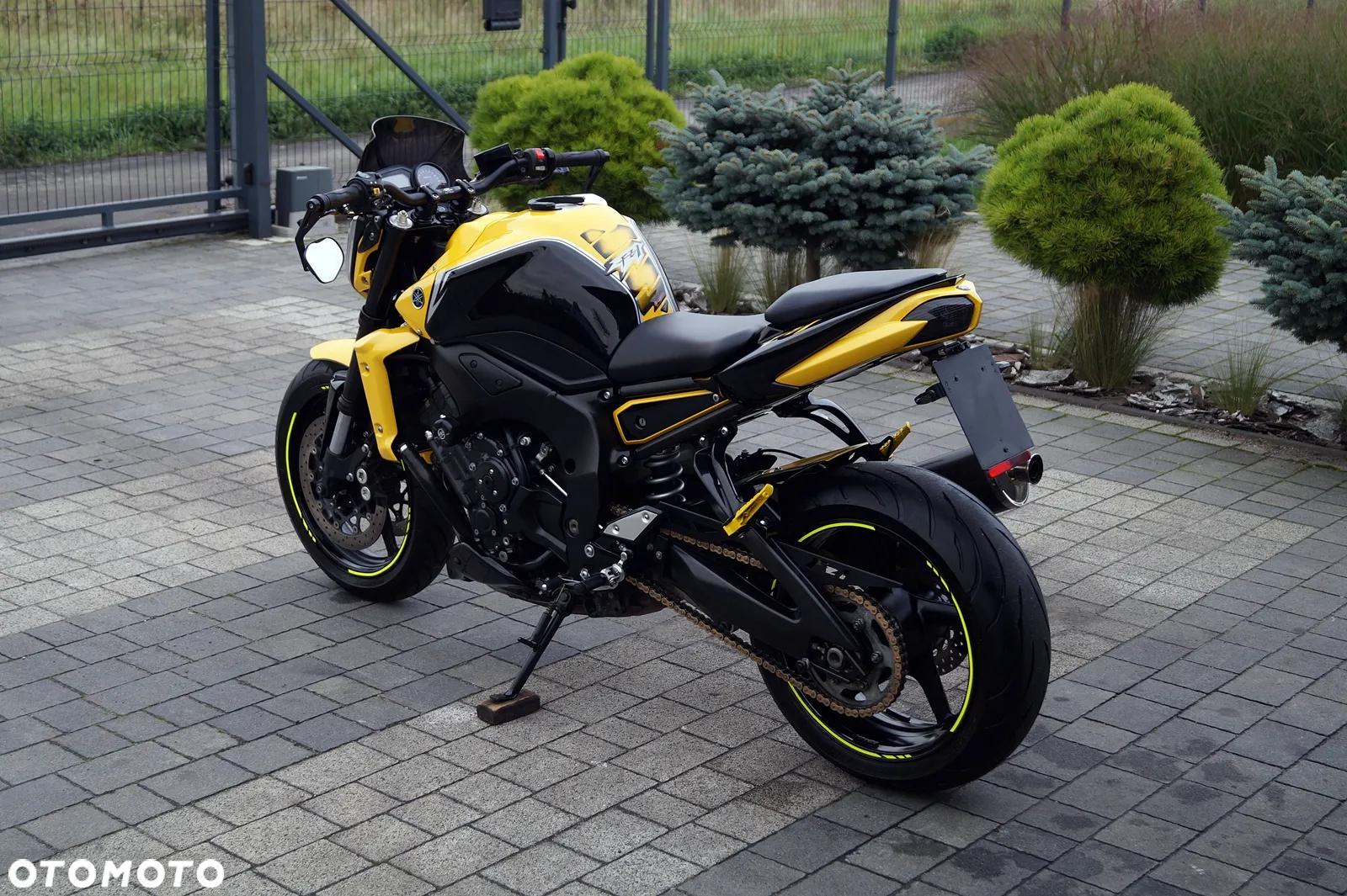 Yamaha FZ - 9
