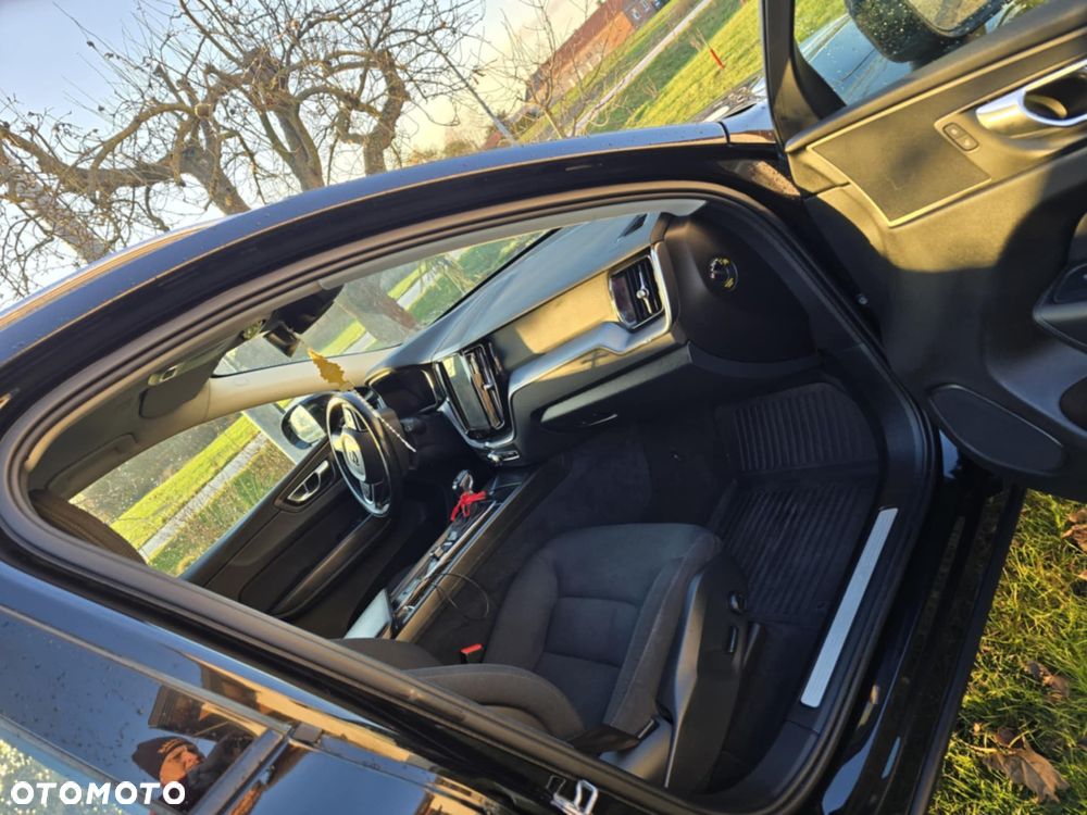 Volvo XC 60 D4 Geartronic Momentum - 8