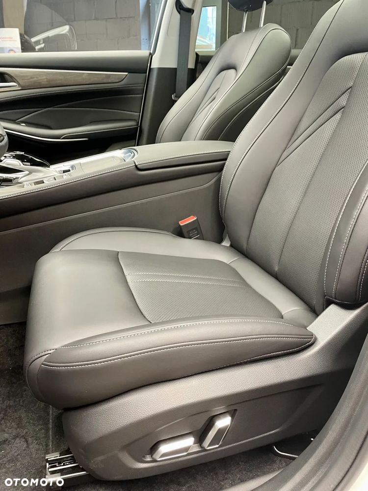DFSK e5 1.5 PHEV Prestige E-CVT - 17