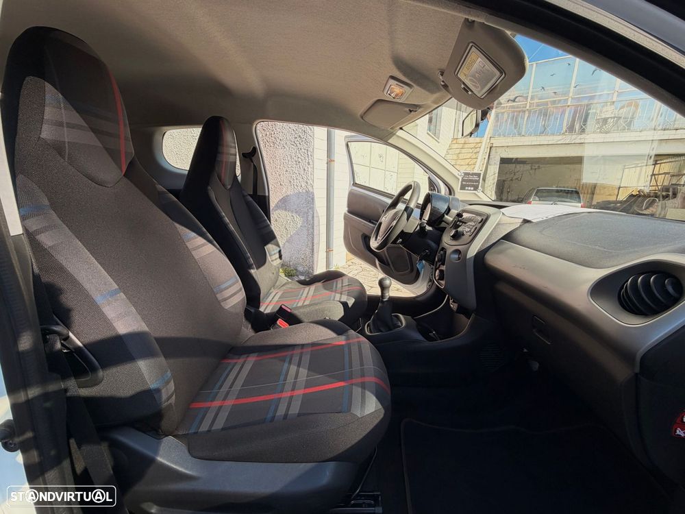 Peugeot 108 - 16
