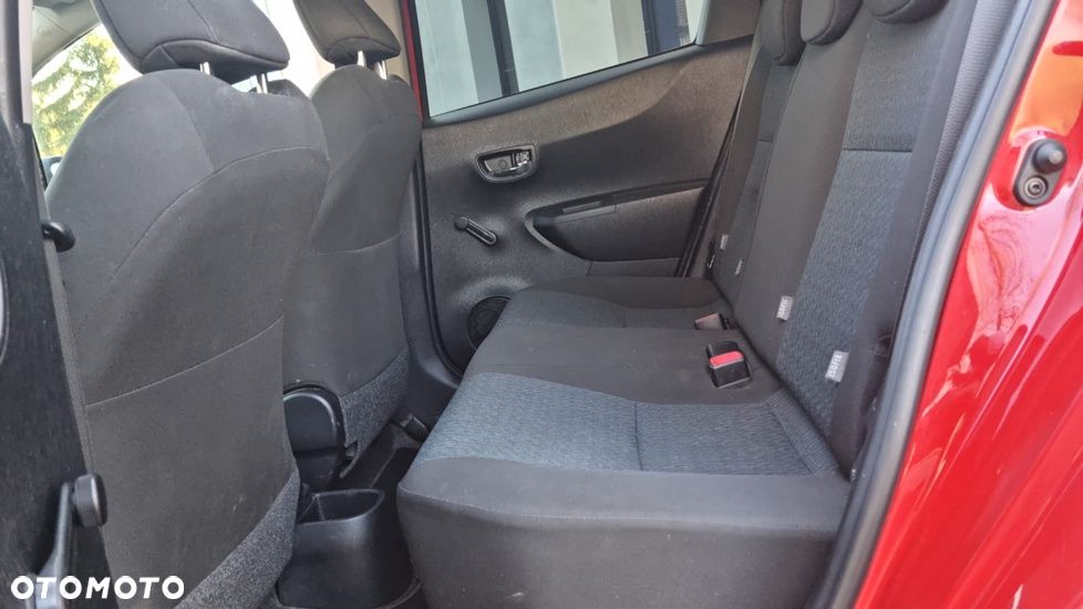 Toyota Yaris 1.33 Premium - 17