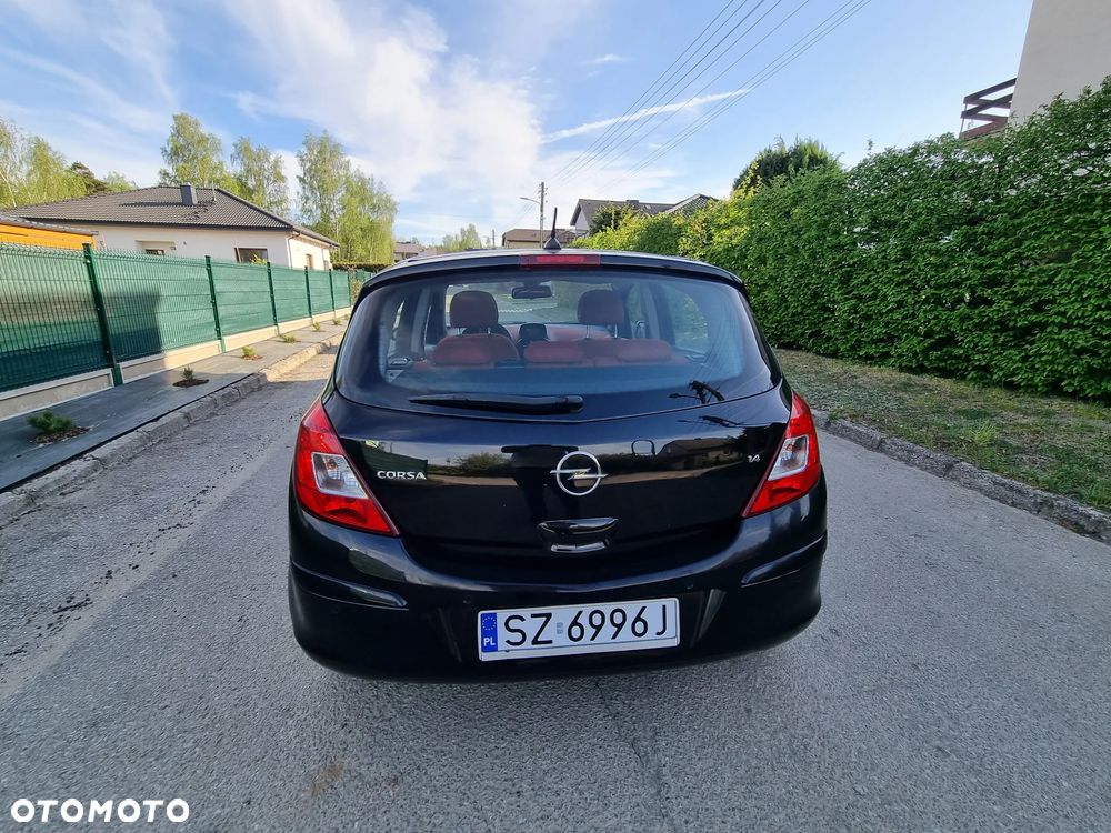 Opel Corsa 1.4 16V Cosmo - 17