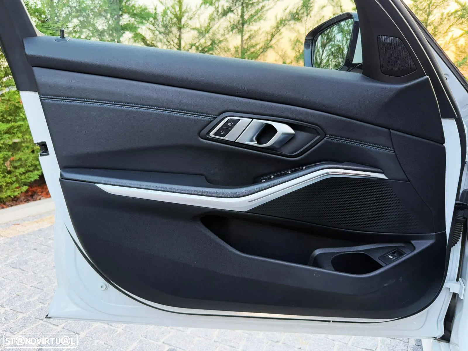 BMW 320 d Touring Aut. M Sport - 10