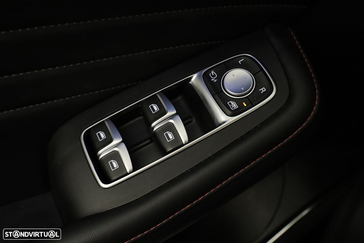 MG EHS 1.5 T-GDI Plug-in Hybrid Luxury - 17
