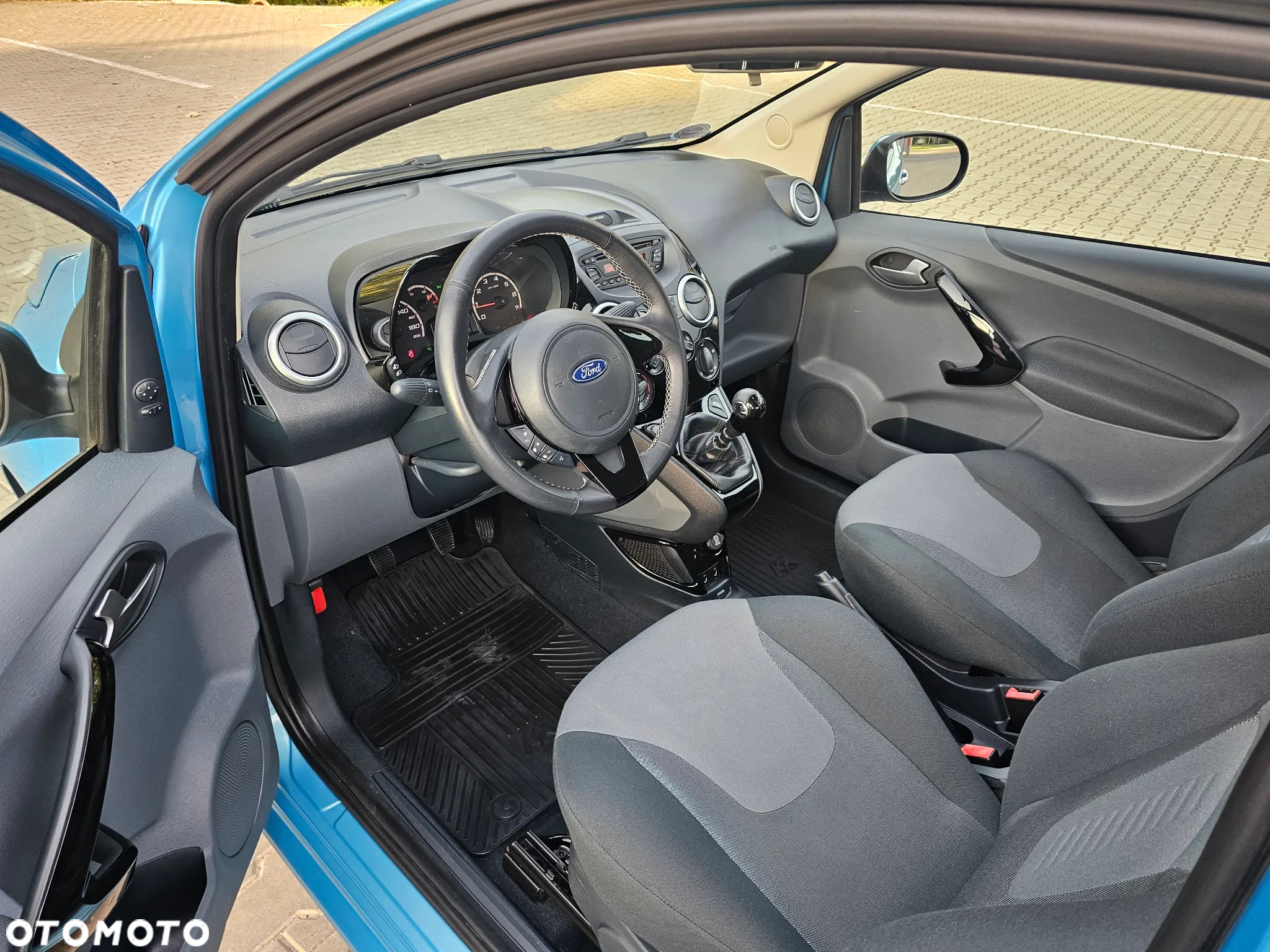 Ford KA 1.2 Titanium EU5 - 14