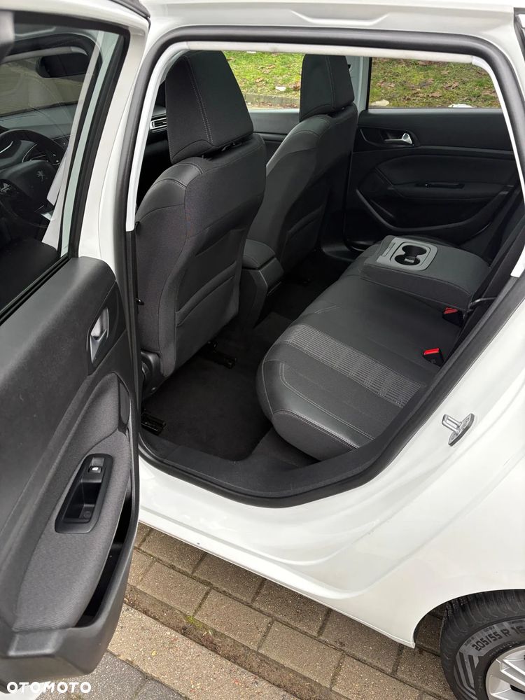 Peugeot 308 BlueHDi FAP 130 Stop & Start Style - 25