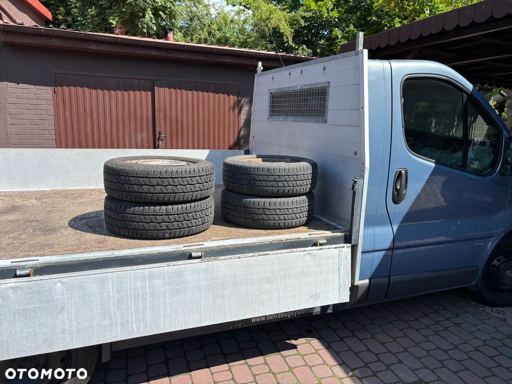 Opel Vivaro - 10