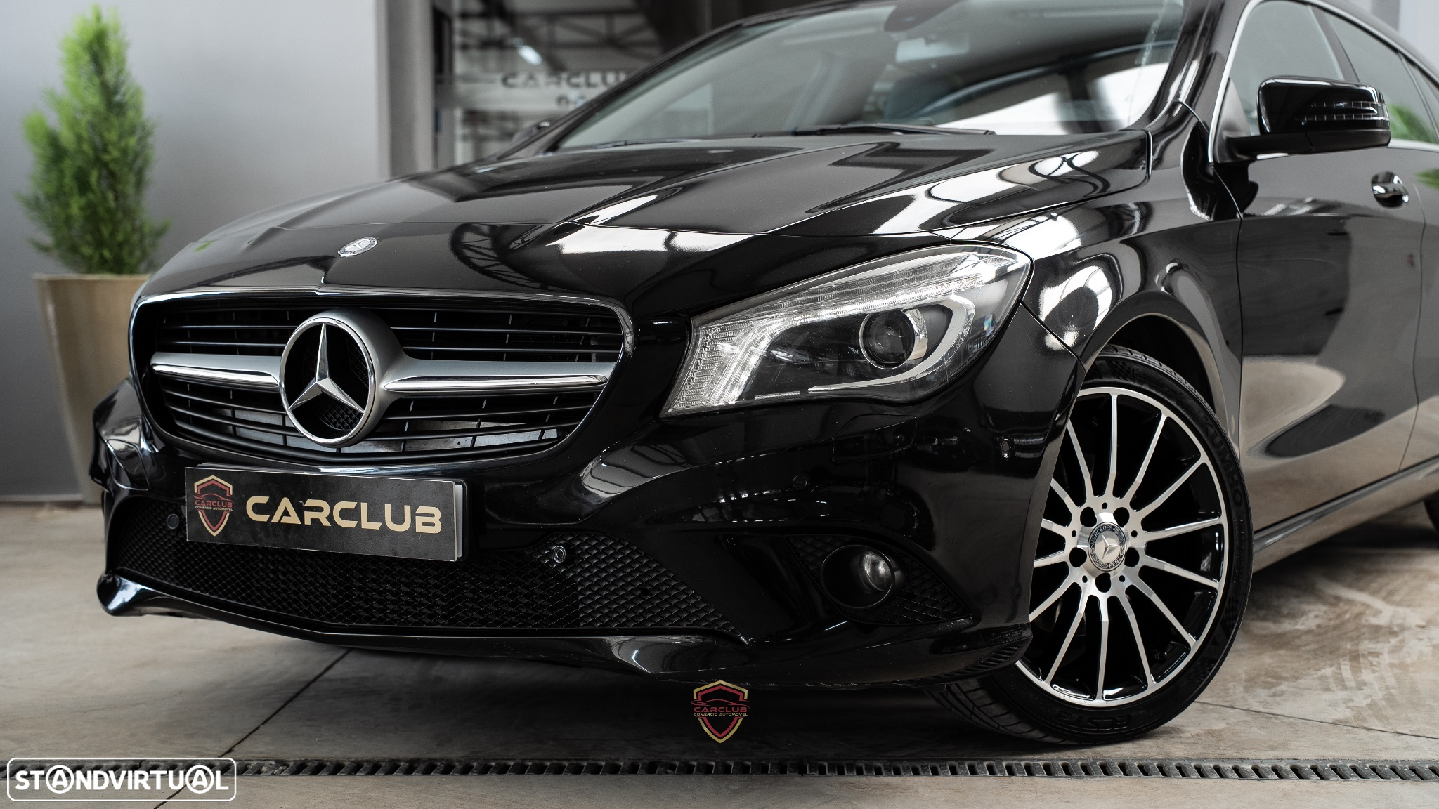 Mercedes-Benz CLA 220 d Shooting Brake Aut. - 2