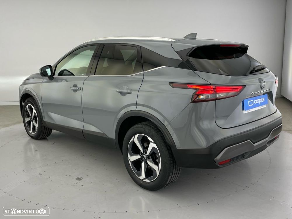 Nissan Qashqai 1.3 DIG-T N-Connecta Xtronic - 25