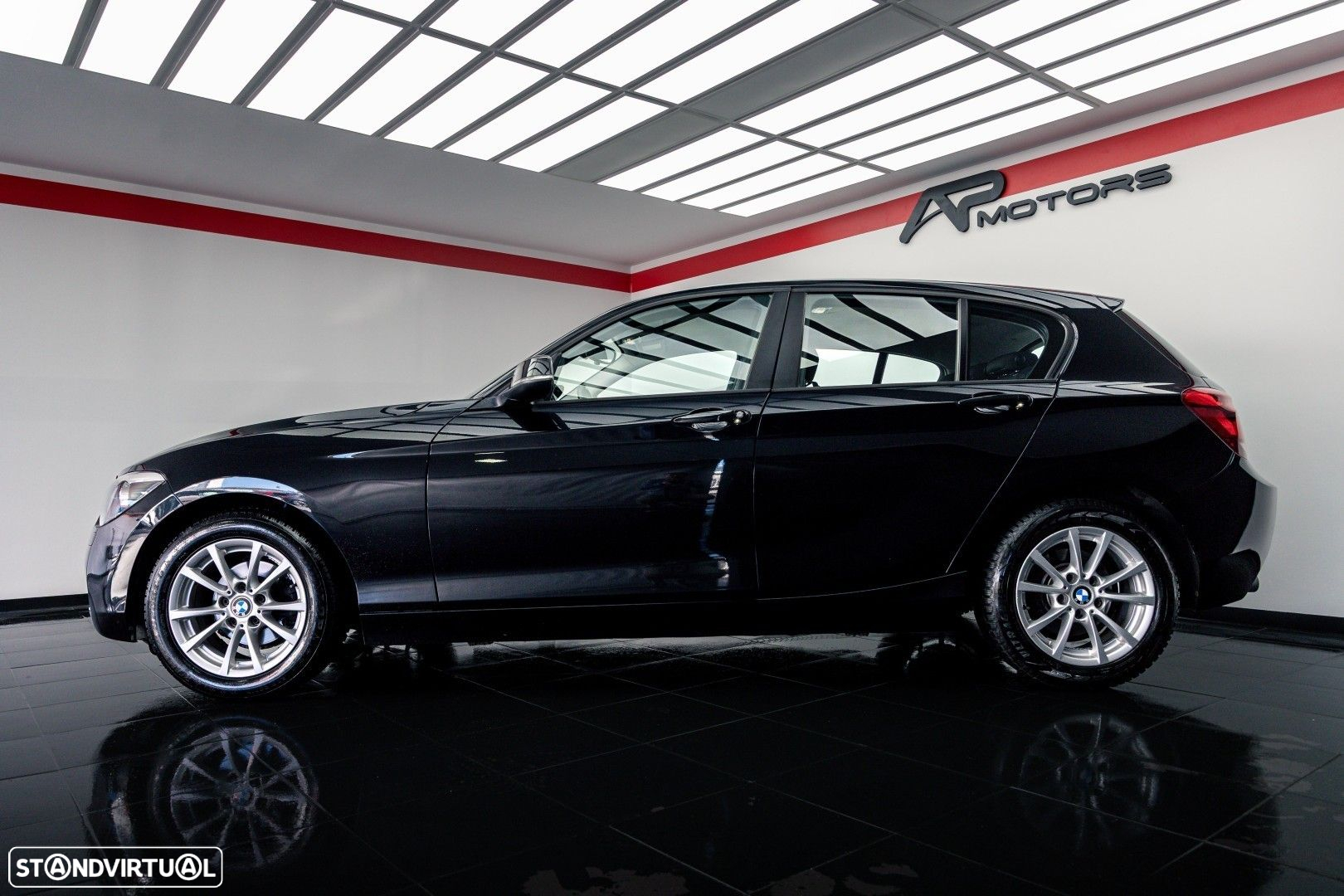 BMW 116 dA Line Urban - 11