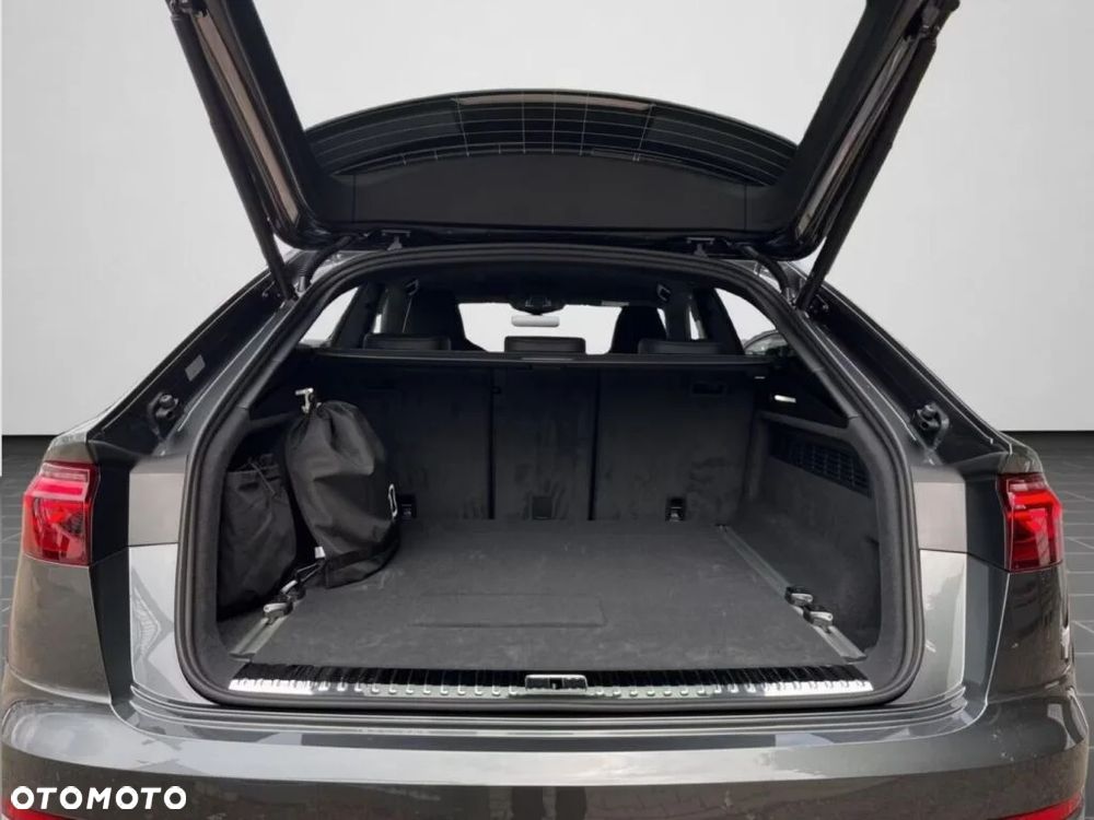 Audi Q8 TFSI mHEV 250 kW Quattro Tiptronic - 11