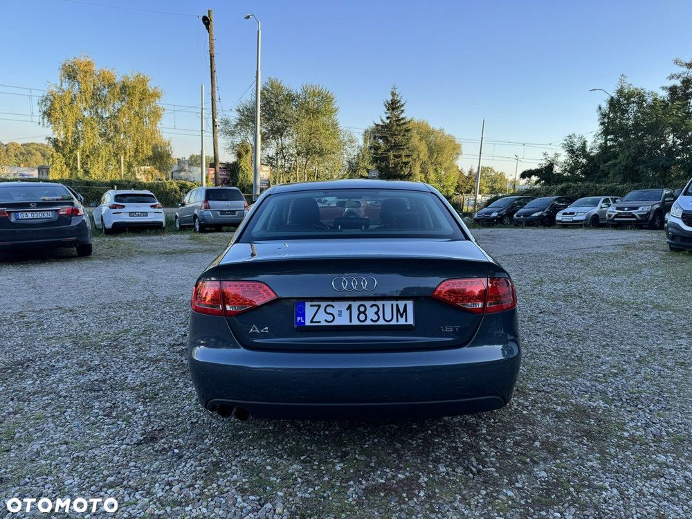 Audi A4 Limousine - 34