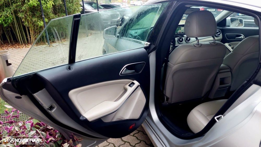 Mercedes-Benz CLA 220 d Shooting Brake Aut. - 12