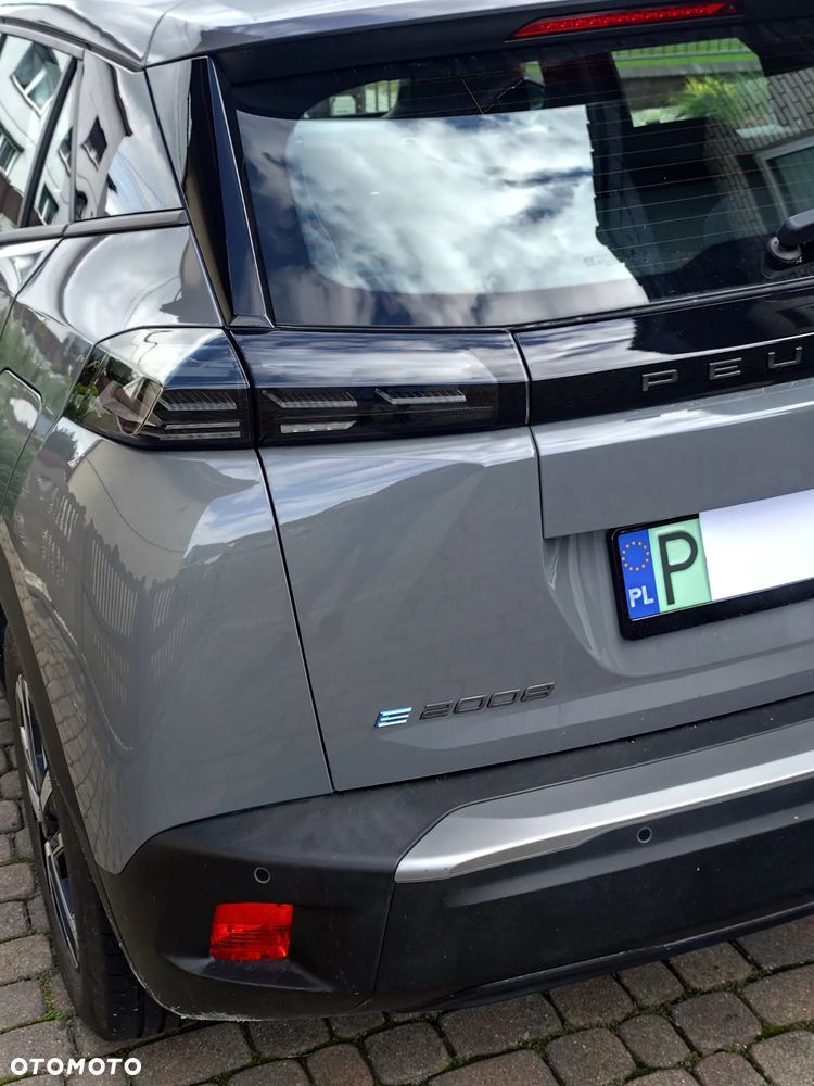 Peugeot 2008 50kWh Allure - 20