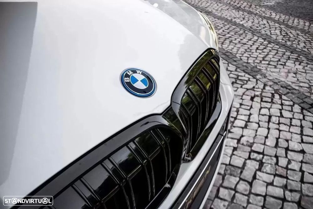 BMW 330 e xDrive Aut. M Sport - 9