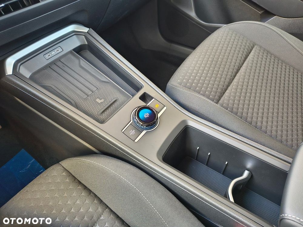 Volkswagen T-Roc 1.5 eTSI Life DSG - 23