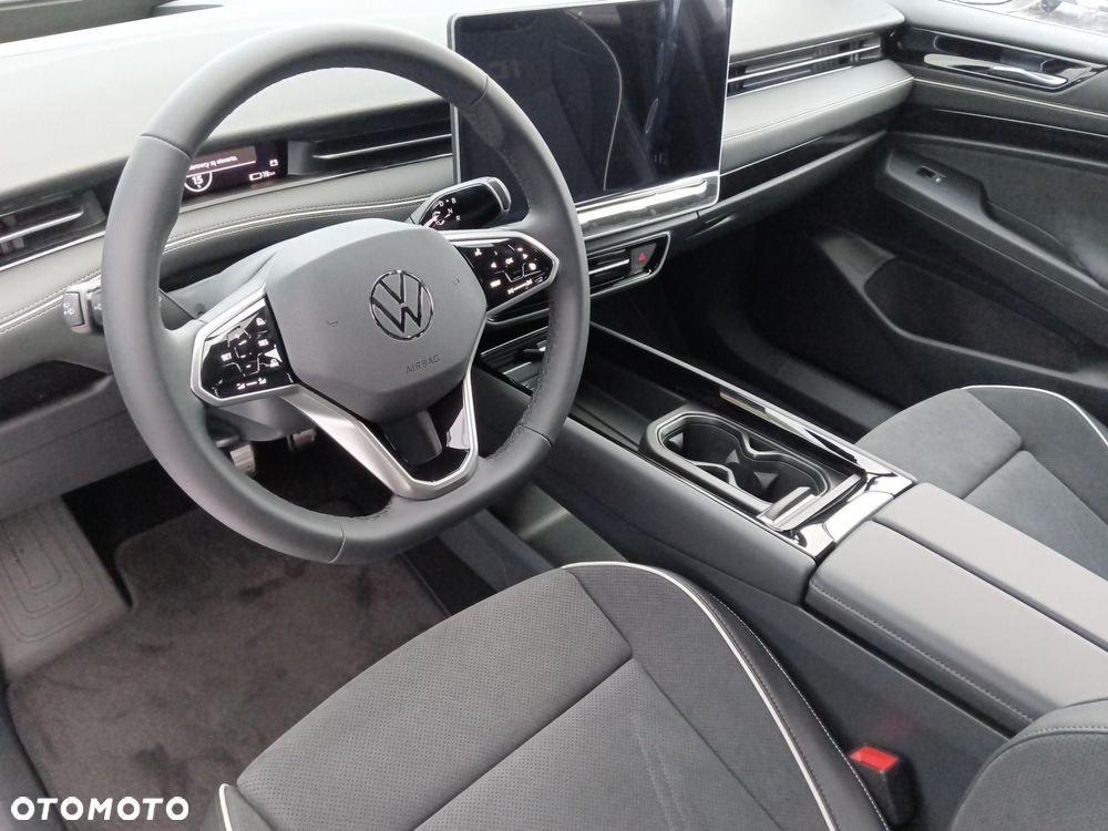 Volkswagen ID.7 77kWh Plus - 15