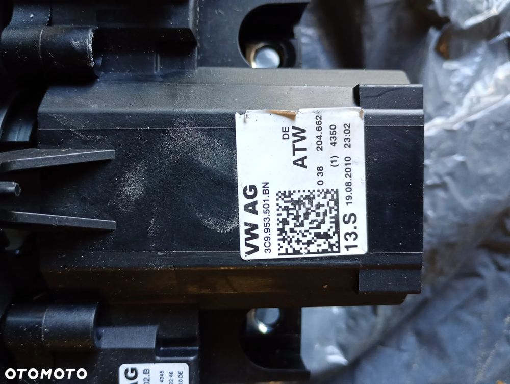 Przełącznik Zespolony Pająk Passat B7 5K0953569AB - 3